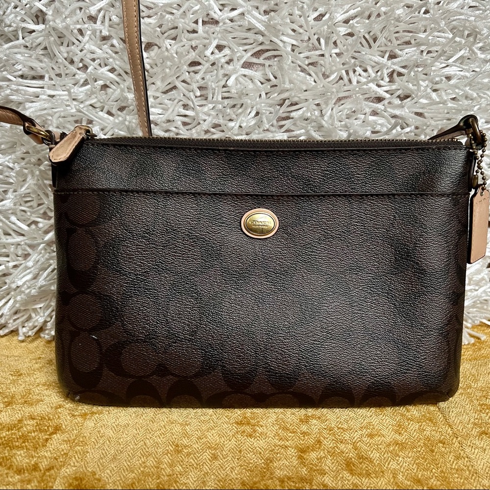 COACH CROSS BODY BAG